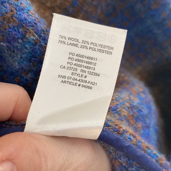 Aritzia Ganna Shirt Jacket in Wool Plaid - Picture 9 of 10